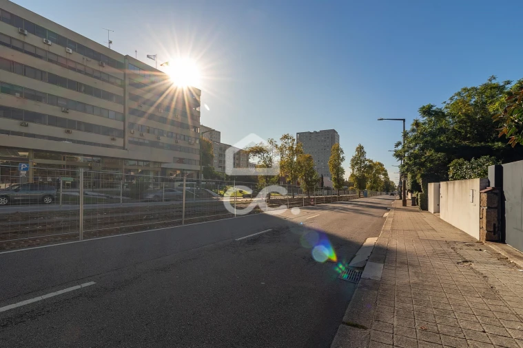 Moradia T5 para Venda em Aldoar, Foz do Douro e Nevogilde Foto 4