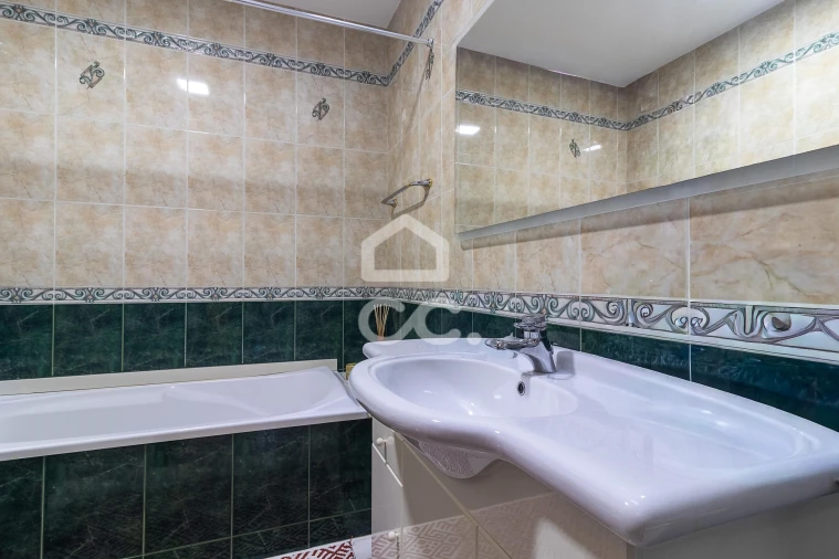 Moradia T5 para Venda em Aldoar, Foz do Douro e Nevogilde Foto 15