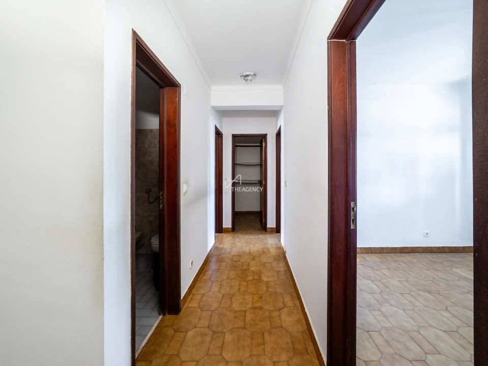 Apartamento T2 para Venda em Marvila Foto 14