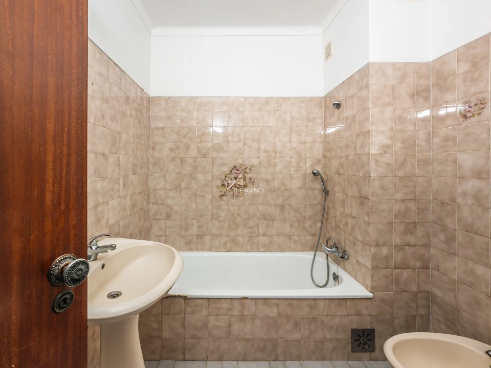 Apartamento T2 para Venda em Marvila Foto 15