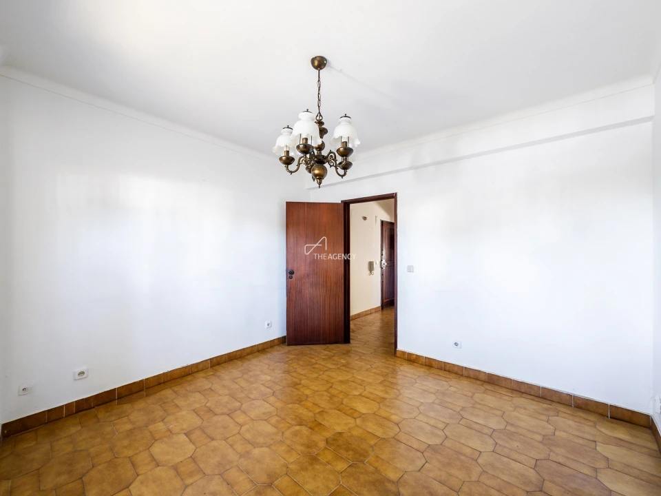 Apartamento T2 para Venda em Marvila Foto 13