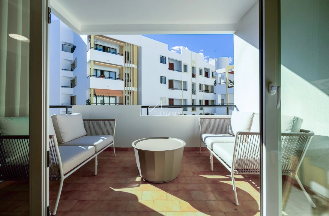 Apartamento T1 para Venda em Quarteira Foto 18