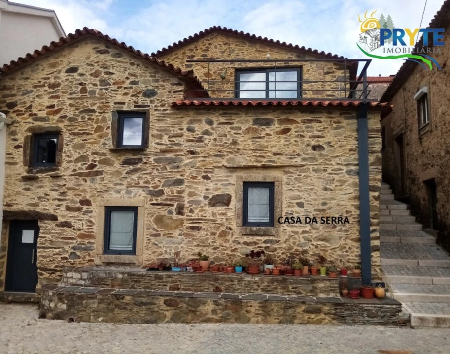 Moradia T2 para Venda em Castanheira de Pêra e Coentral Foto 4