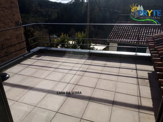 Moradia T2 para Venda em Castanheira de Pêra e Coentral Foto 16