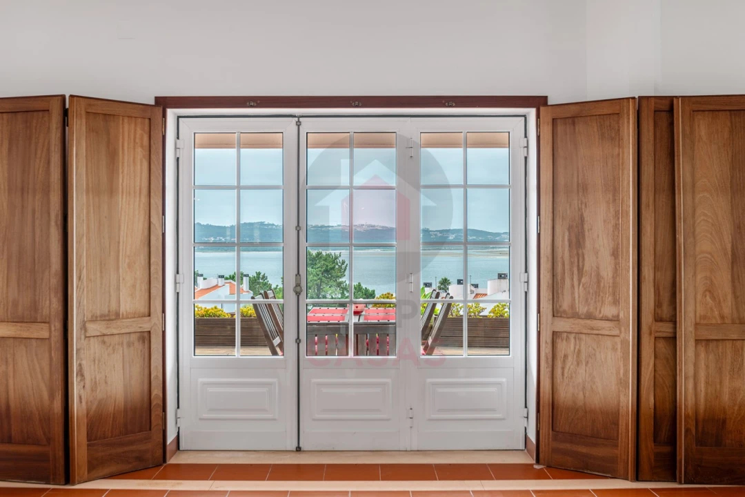 Moradia T5 para Venda em Nadadouro Foto 17