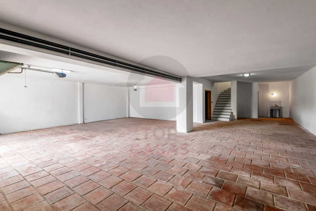 Moradia T5 para Venda em Nadadouro Foto 44