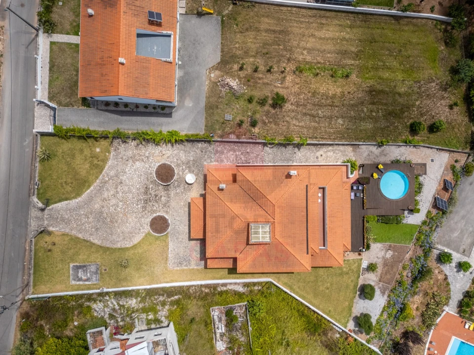 Moradia T5 para Venda em Nadadouro Foto 50