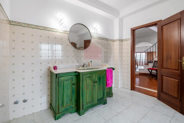 Moradia T5 para Venda em Nadadouro Foto 27