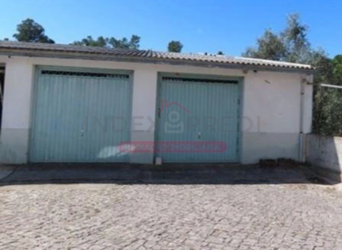 Garagem para Venda em Santa Clara e Castelo Viegas Foto 5