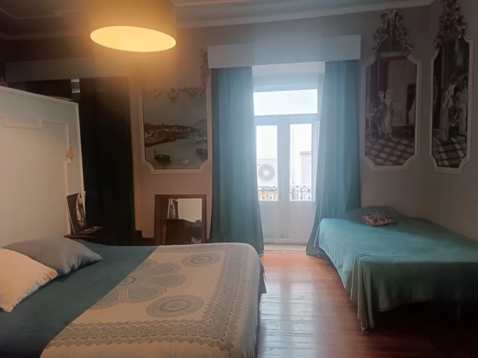 Moradia T6 para Venda em Sé e São Lourenço Foto 4