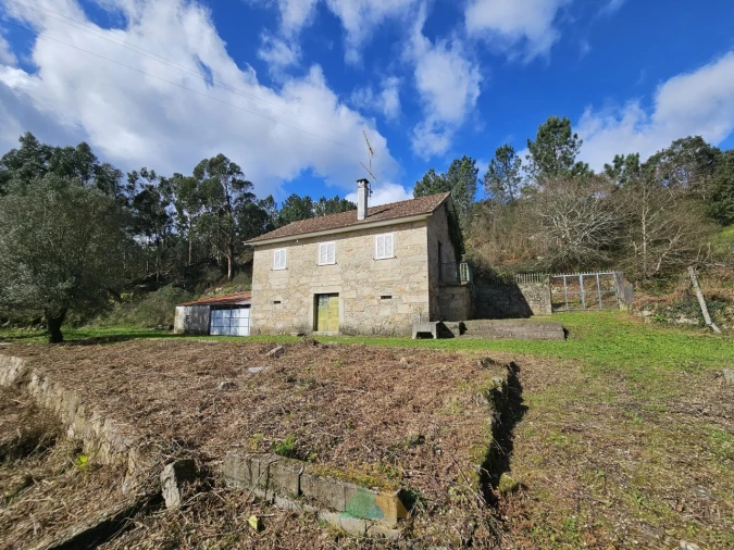 Moradia T3 para Venda em Navió e Vitorino dos Piães Foto 7