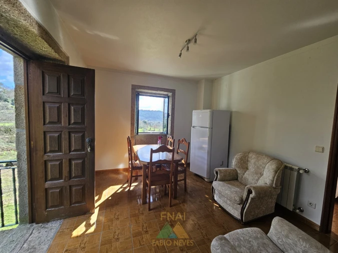 Moradia T3 para Venda em Navió e Vitorino dos Piães Foto 20