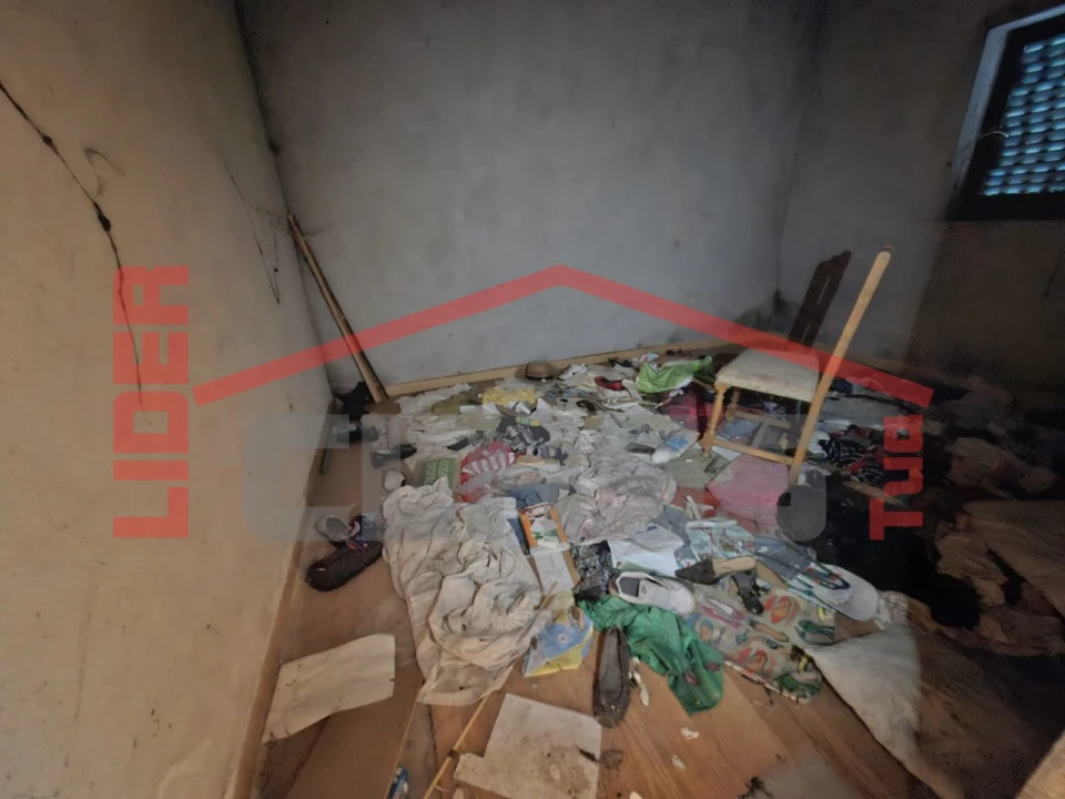 Moradia T2 para Venda em Santa Comba de Rossas Foto 9