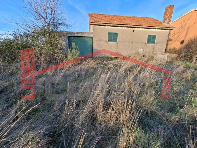 Moradia T2 para Venda em Santa Comba de Rossas Foto 11