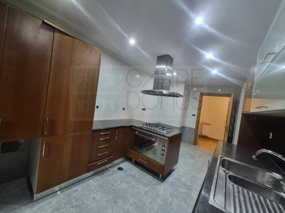 Apartamento T2 para Venda em Vila Franca de Xira Foto 25
