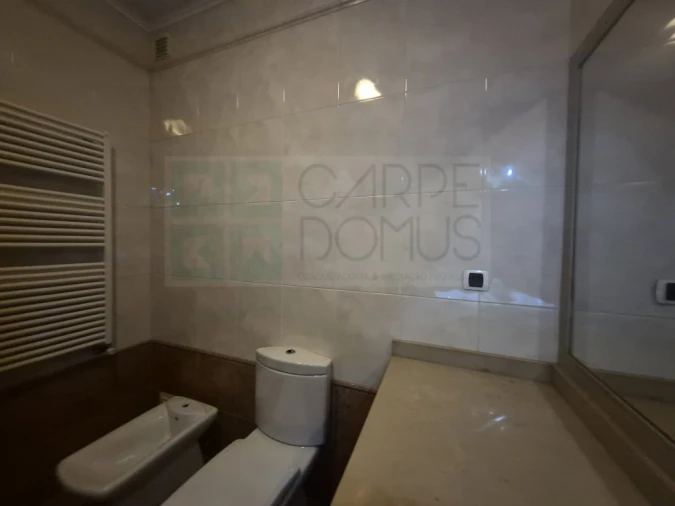 Apartamento T2 para Venda em Vila Franca de Xira Foto 15