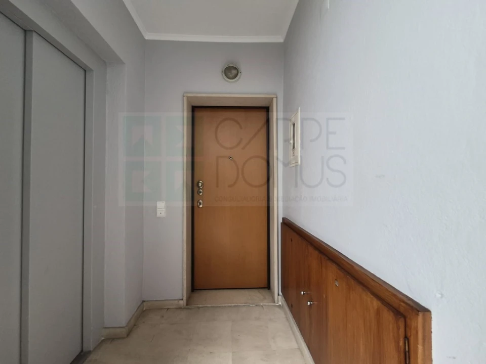 Apartamento T2 para Venda em Laranjeiro e Feijó Foto 22