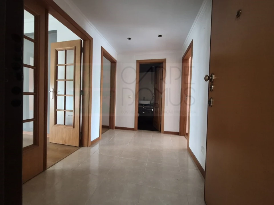 Apartamento T2 para Venda em Laranjeiro e Feijó Foto 4
