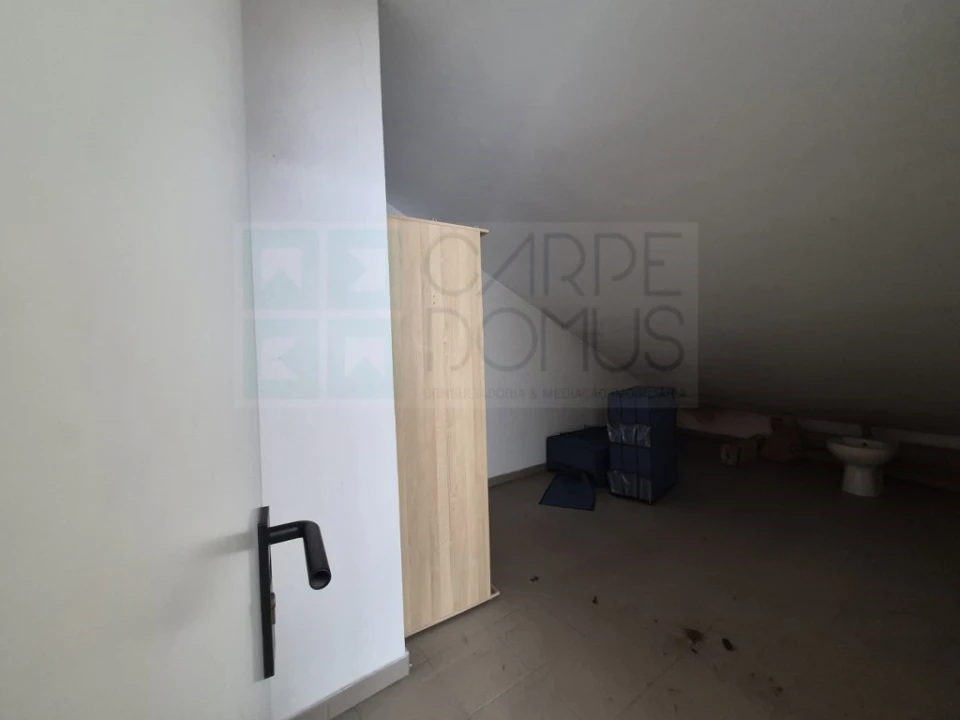 Apartamento T2 para Venda em Laranjeiro e Feijó Foto 18