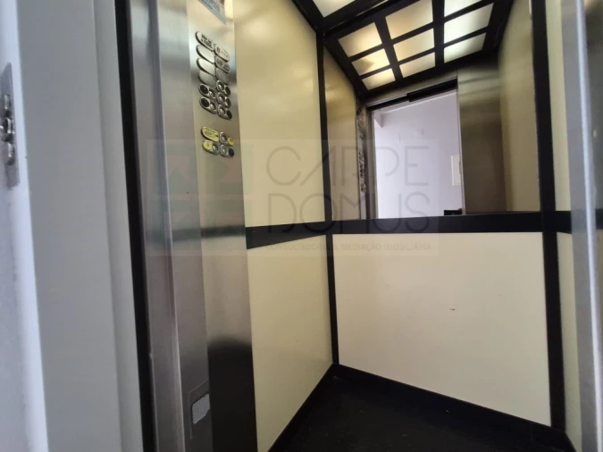 Apartamento T2 para Venda em Laranjeiro e Feijó Foto 20