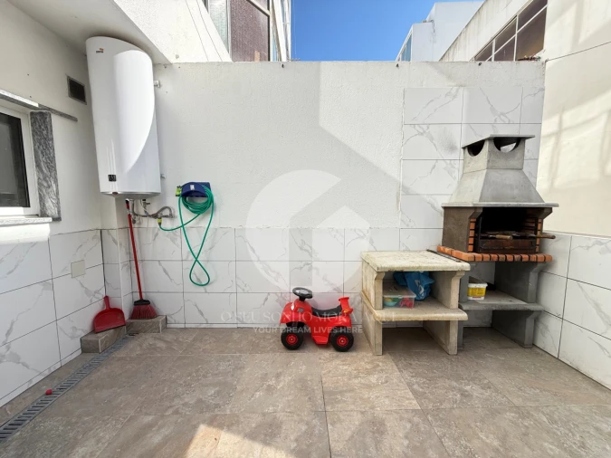 Apartamento T3 para Venda em Olhão Foto 18