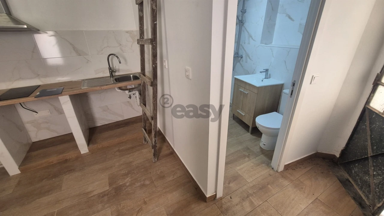 Armazém para Venda em Arroios Foto 7