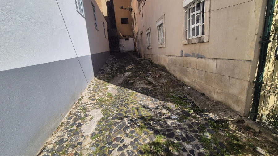 Armazém para Venda em Arroios Foto 9