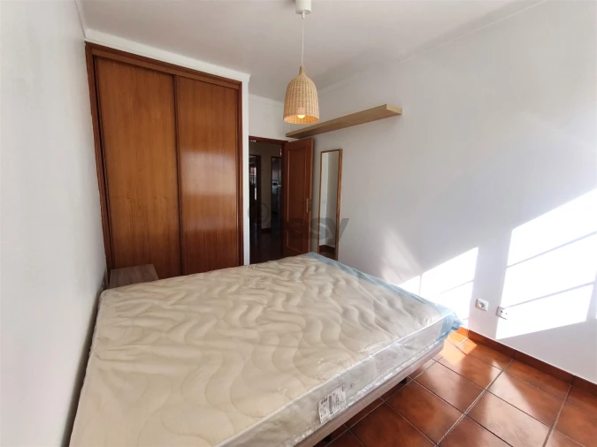 Apartamento T2 para Venda em Ermidas-Sado Foto 10