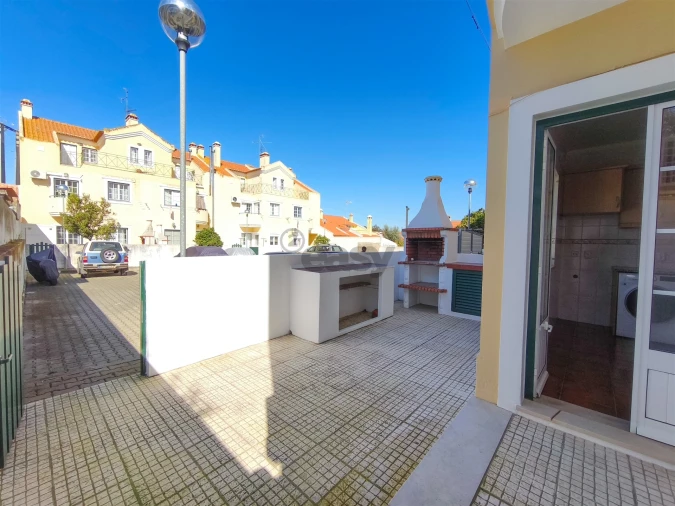 Apartamento T2 para Venda em Ermidas-Sado Foto 21