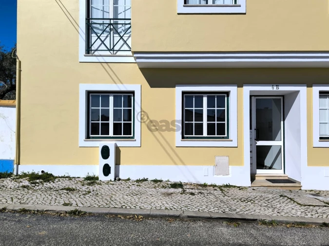 Apartamento T2 para Venda em Ermidas-Sado Foto 2
