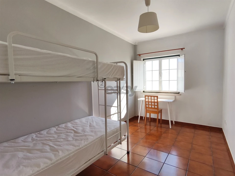 Apartamento T2 para Venda em Ermidas-Sado Foto 5