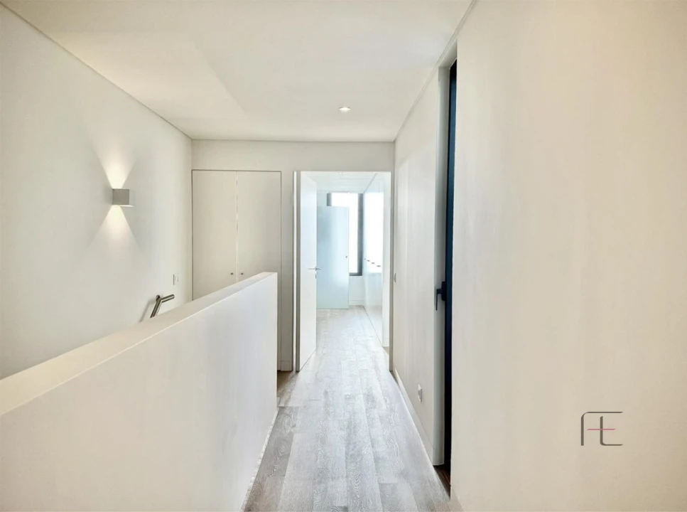 Moradia T3 para Venda em Quarteira Foto 15