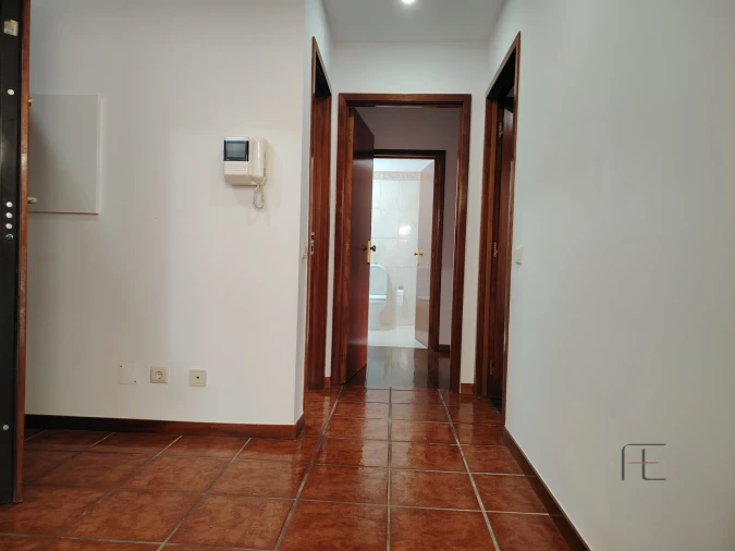 Apartamento T2 para Venda em Canidelo Foto 9