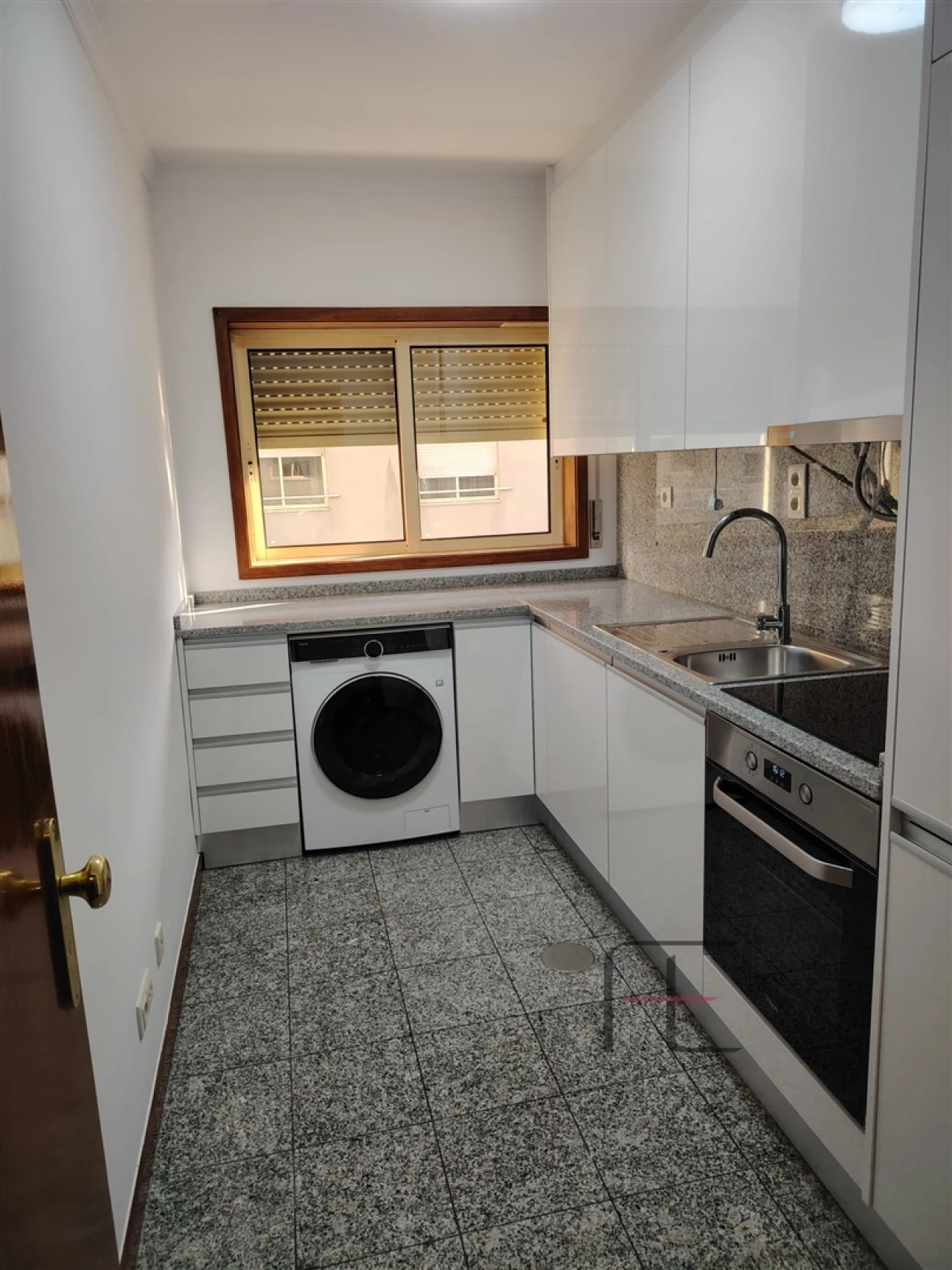 Apartamento T2 para Venda em Canidelo Foto 2