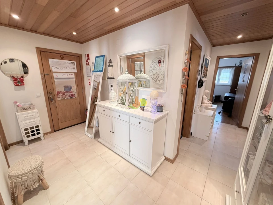 Apartamento T3 para Venda em Buarcos Foto 8