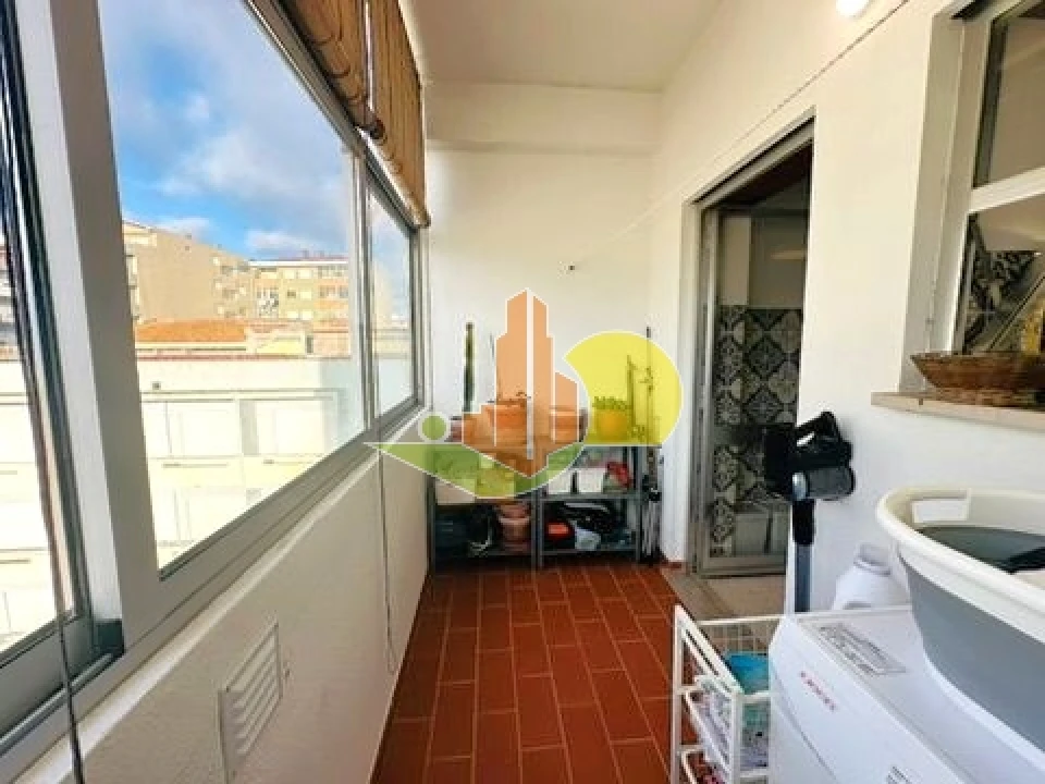 Apartamento T2 para Venda em Buarcos Foto 33