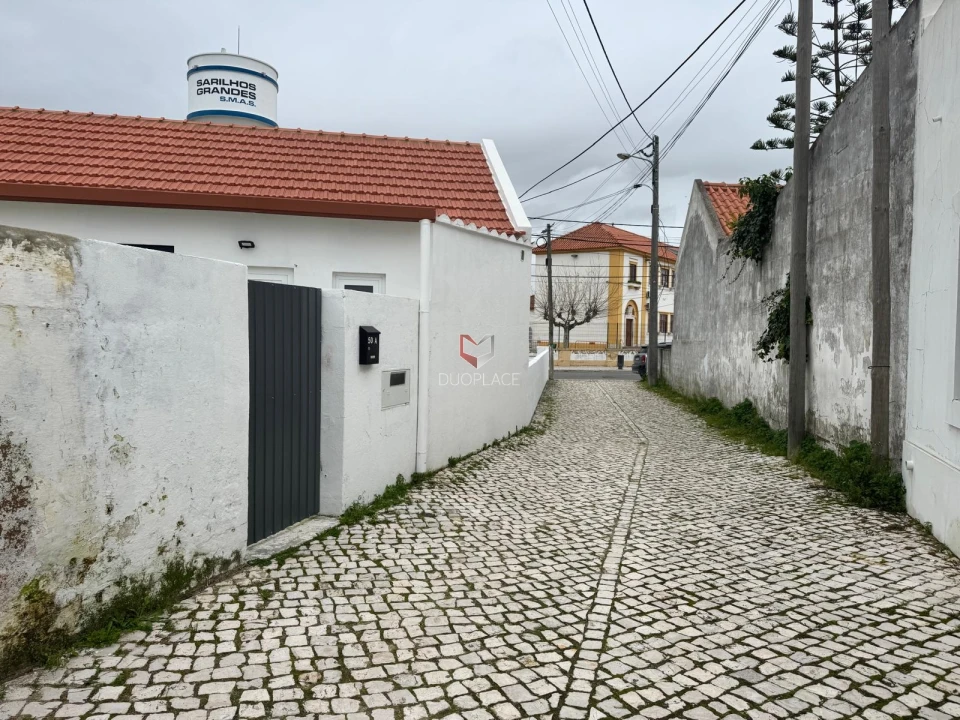 Moradia T2 para Venda em Sarilhos Grandes Foto 9