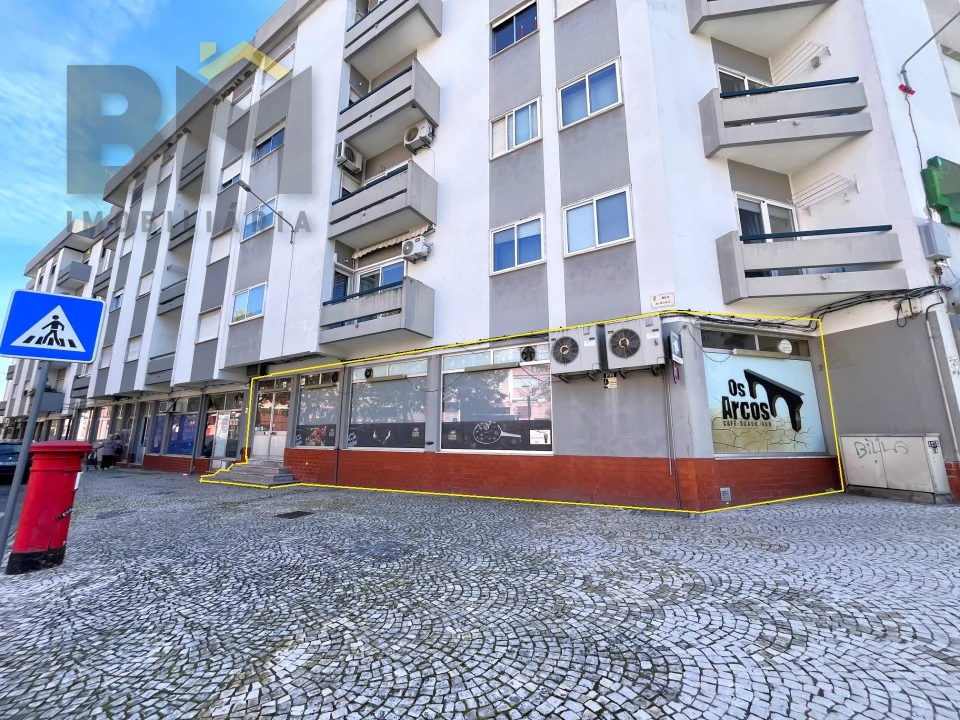 Negócio para Venda em Castelo Branco Foto 1