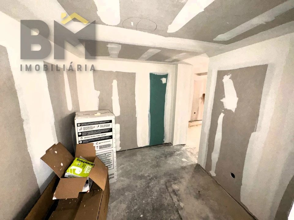 Moradia T2 para Venda em Escalos de Cima e Lousa Foto 5