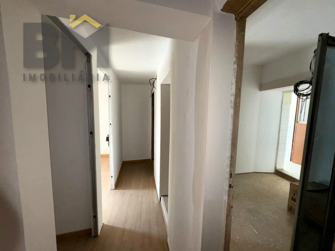 Moradia T2 para Venda em Escalos de Cima e Lousa Foto 16