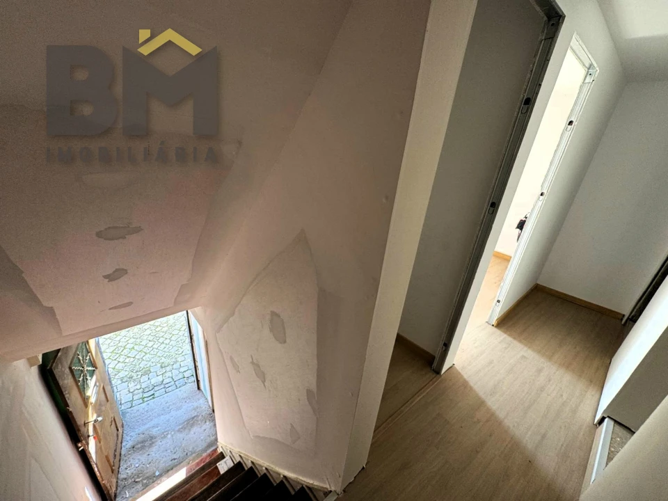 Moradia T2 para Venda em Escalos de Cima e Lousa Foto 17