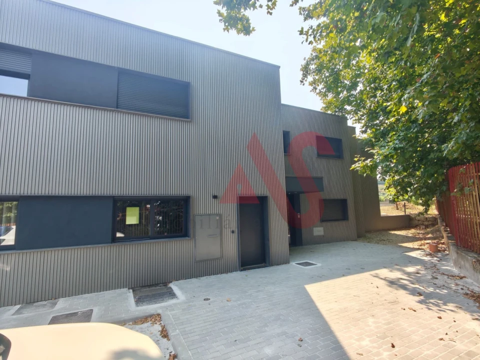 Apartamento T1 para Venda em Infias Foto 24