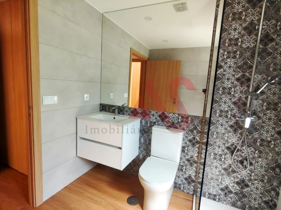 Apartamento T1 para Venda em Infias Foto 12
