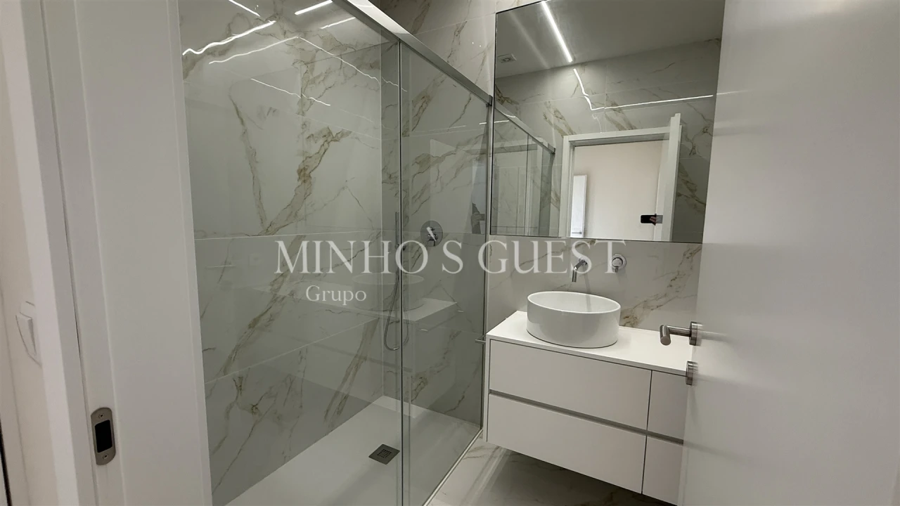 Apartamento T2 para Arrendamento em Real, Dume e Semelhe Foto 15