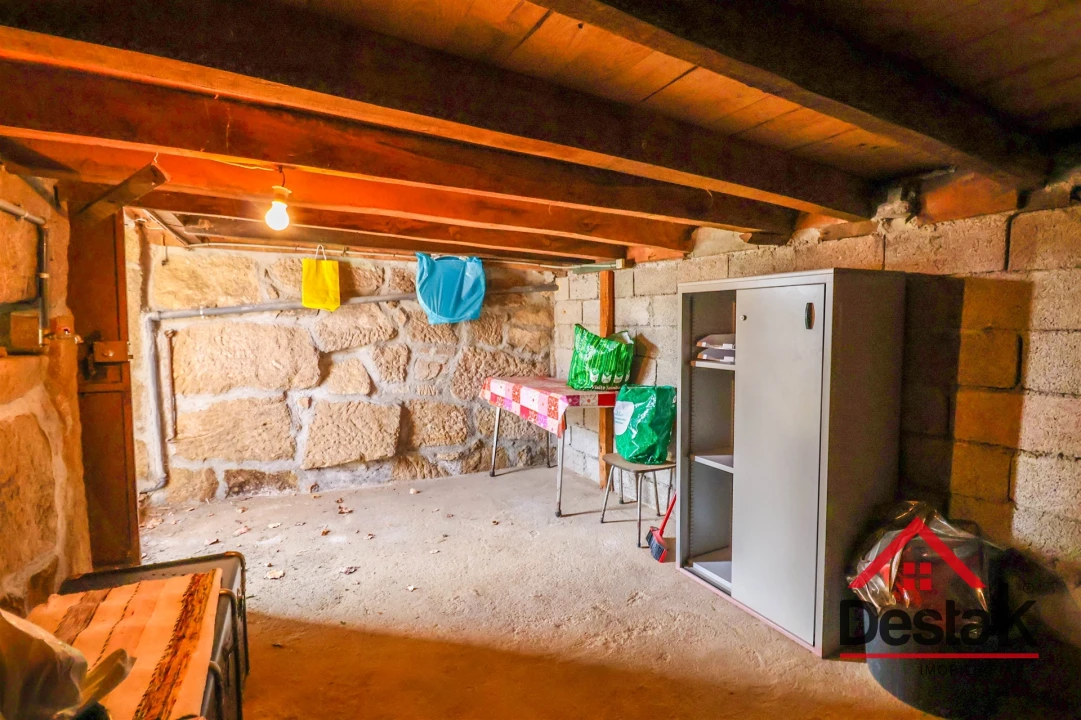 Moradia T2 para Venda em Povolide Foto 15