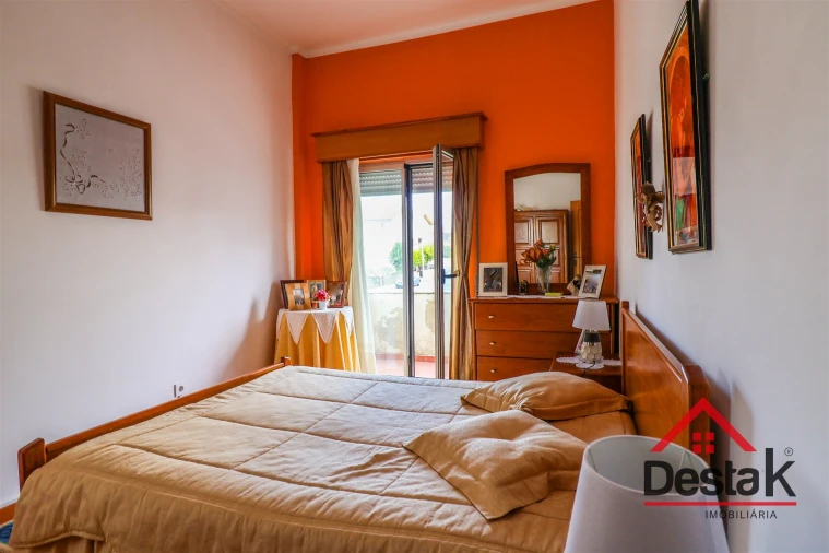 Apartamento T4 para Venda em Viseu Foto 14