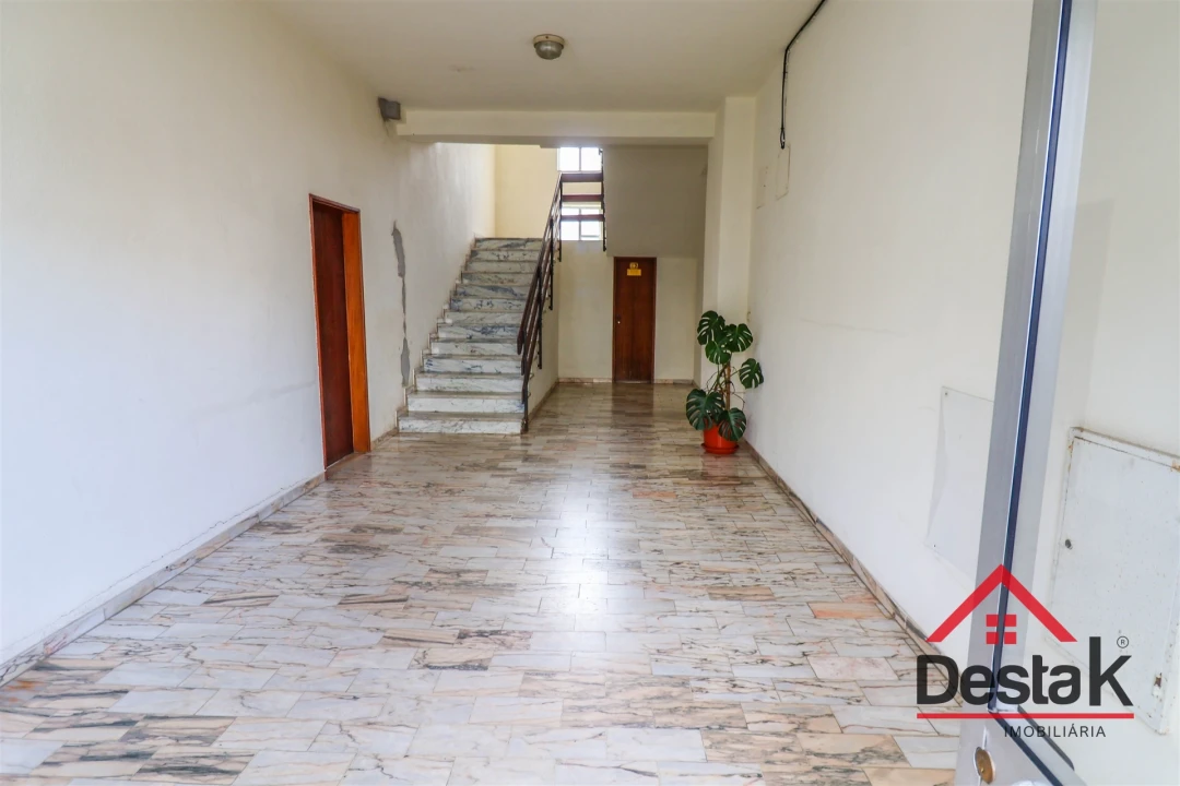 Apartamento T4 para Venda em Viseu Foto 18