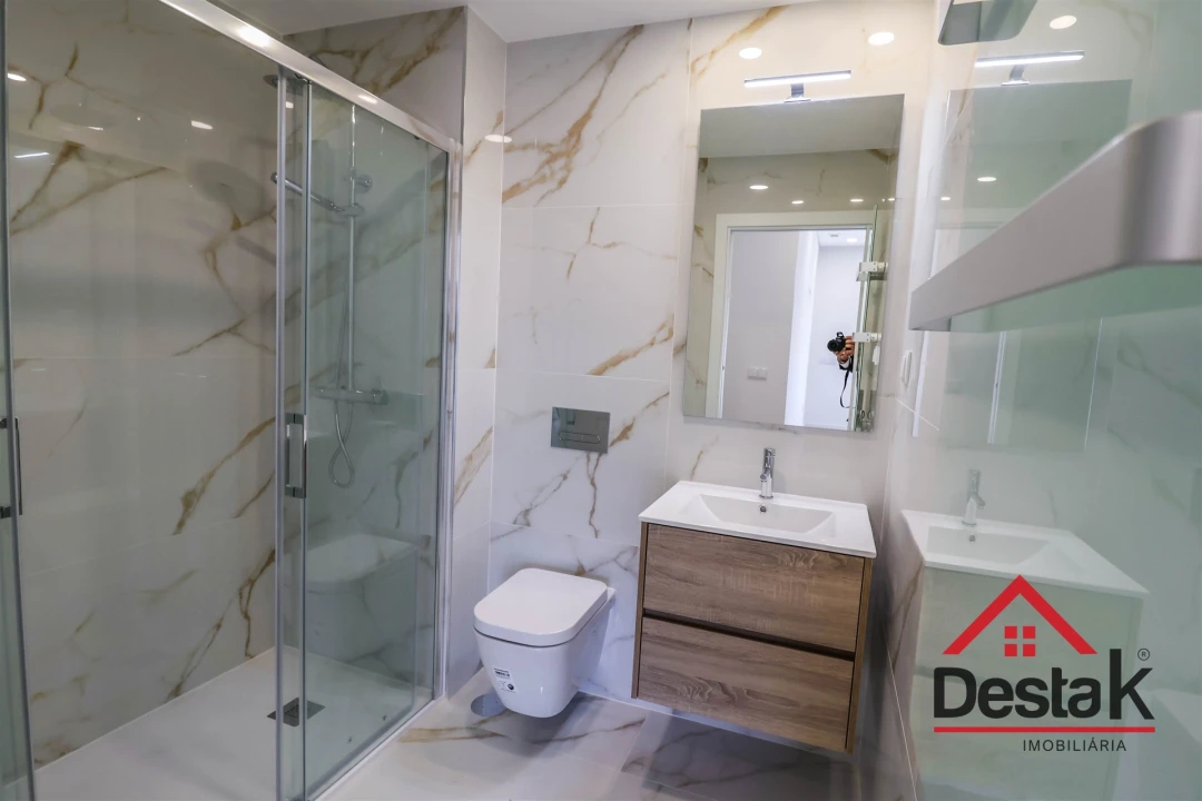 Apartamento T2 para Arrendamento em Viseu Foto 10