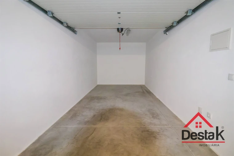 Apartamento T2 para Arrendamento em Viseu Foto 16