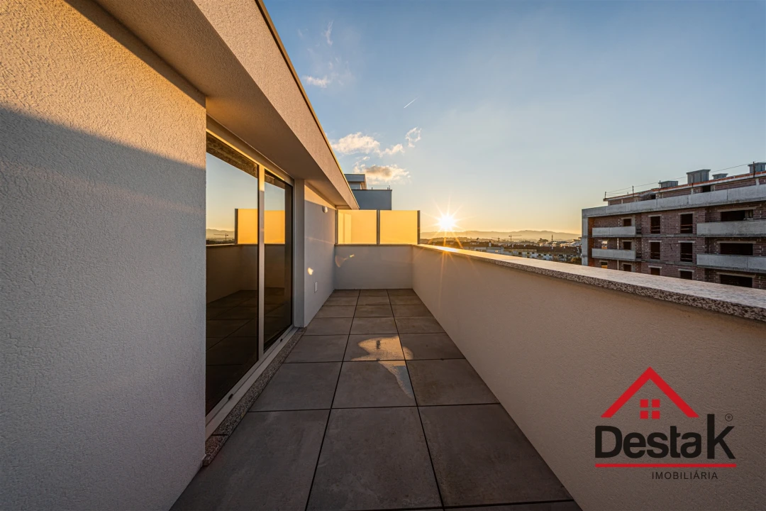 Apartamento T4 para Venda em Viseu Foto 28
